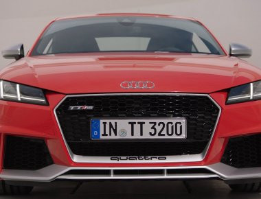 Το νέο Audi TT RS Coupe 2017 (βίντεο)